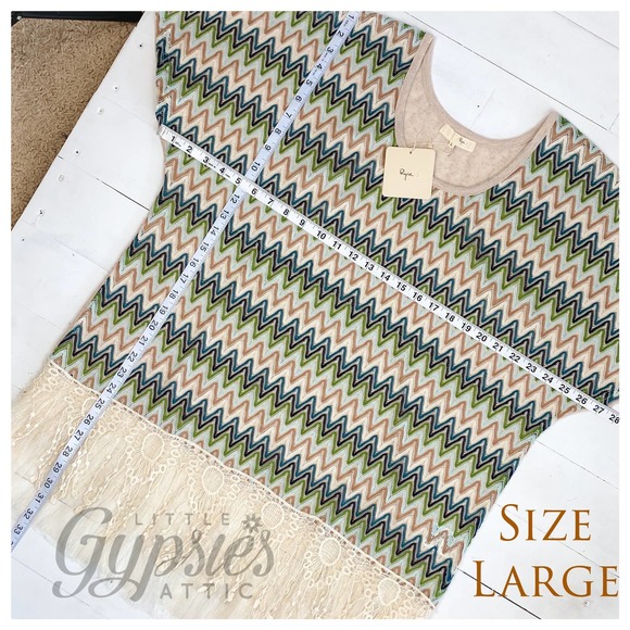 Ryu Miss-oni Chevron and Lace Tunic - Picture 12 of 13